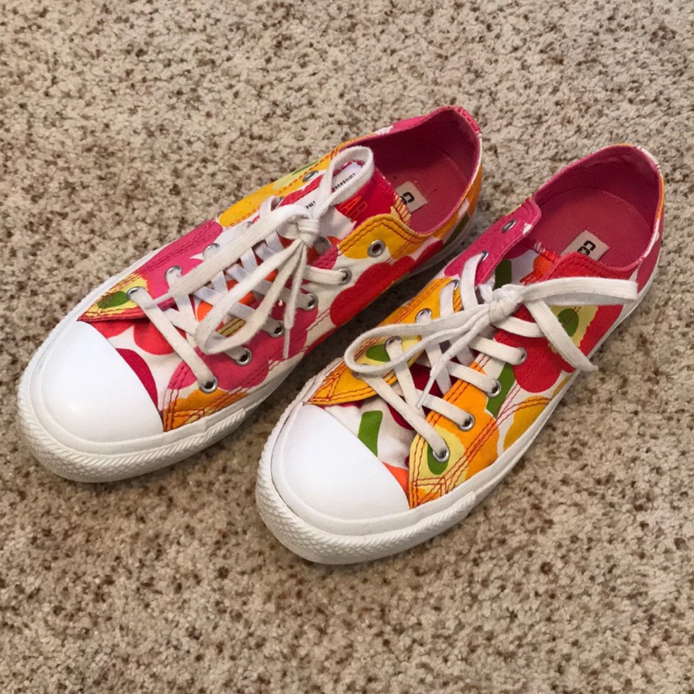 Floral Converse All-Stars